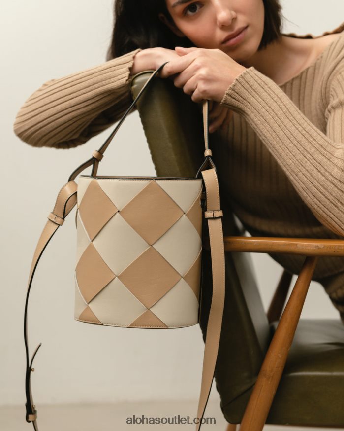 mulheres the u venti scacchi - bolsa de couro branco e bege Alohas 4P88ZX1153 pedra scacchi bege marfim