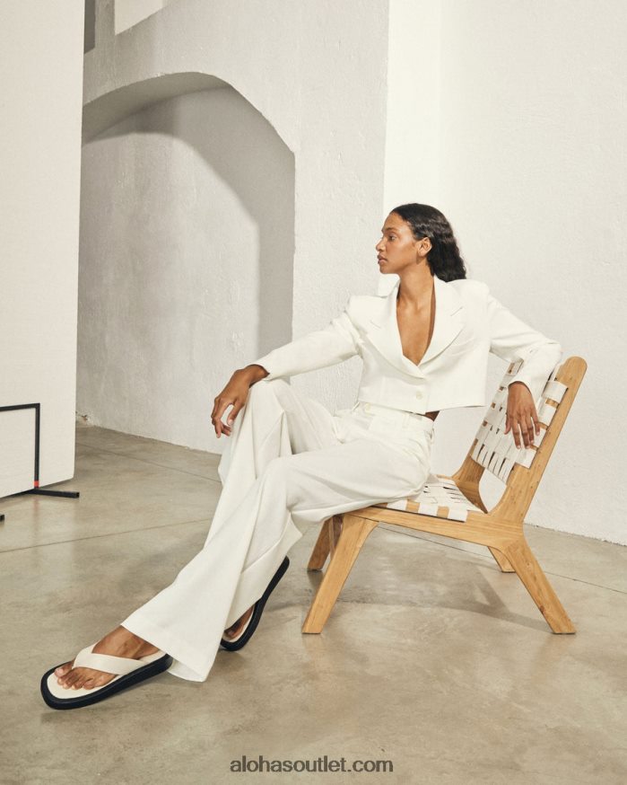 mulheres protagonista - calça creme Alohas 4P88ZX736 marfim