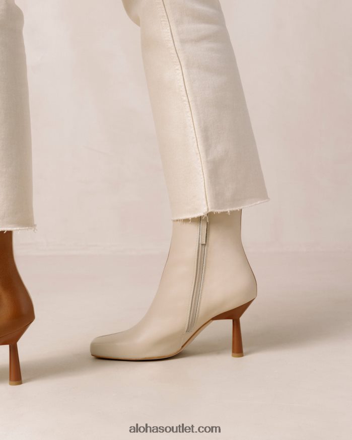 mulheres frappã© - botas de couro marrom e branco Alohas 4P88ZX572 creme de camelo
