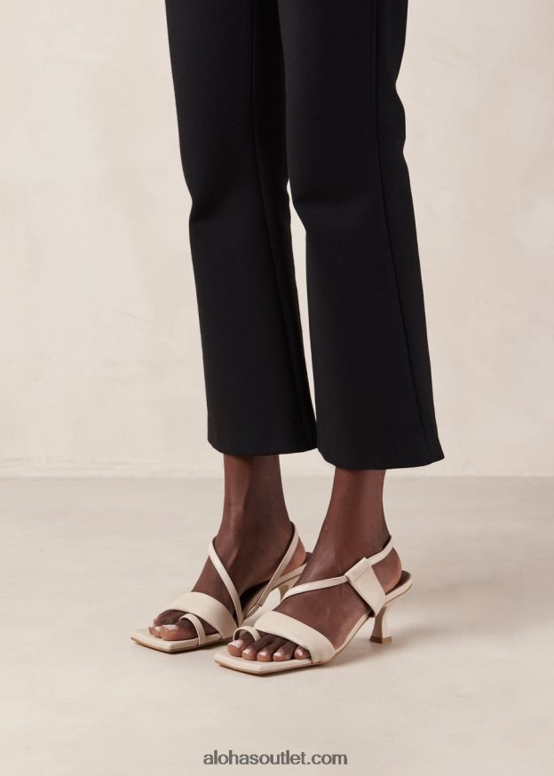 mulheres tiras assimétricas - sandálias de couro off-white Alohas 4P88ZX434 creme
