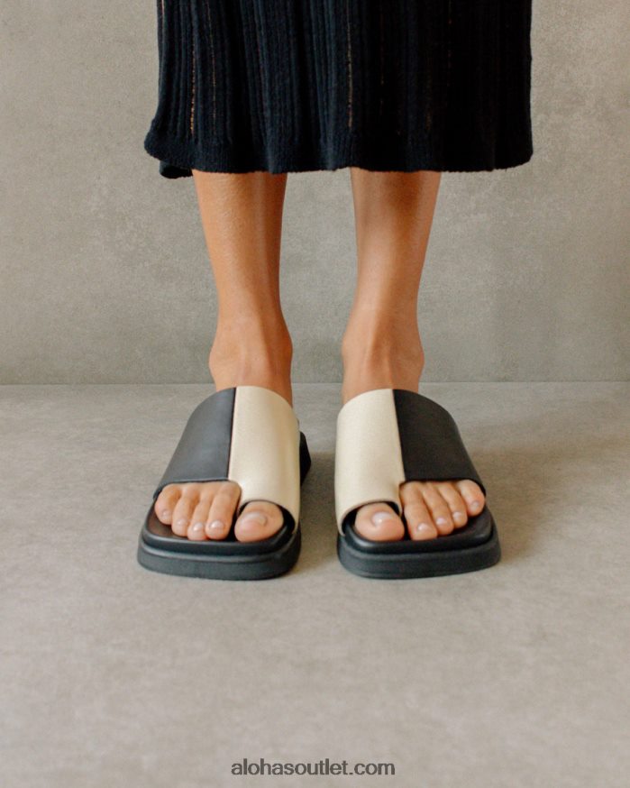 mulheres toe ring flop - sandálias de couro preto e branco Alohas 4P88ZX222 marfim preto bicolor