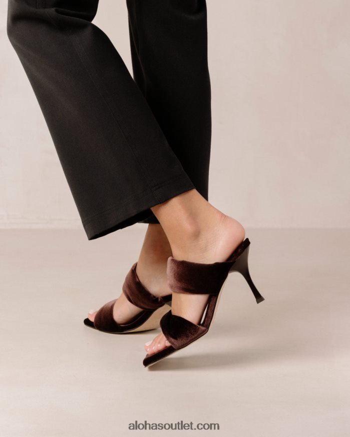 mulheres twist strap - mules de veludo marrom Alohas 4P88ZX590 veludo marrom café