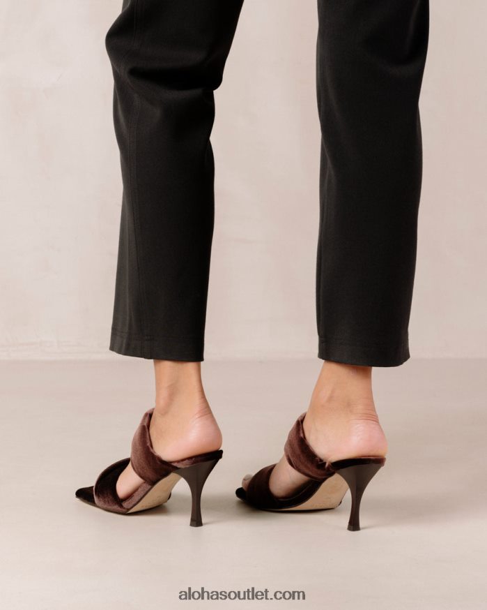 mulheres twist strap - mules de veludo marrom Alohas 4P88ZX590 veludo marrom café