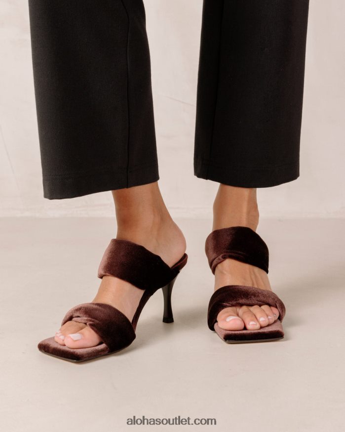 mulheres twist strap - mules de veludo marrom Alohas 4P88ZX590 veludo marrom café